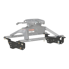 Load image into Gallery viewer, Curt 09-10 Ford F-250 Super Duty Custom 5th Wheel Brackets