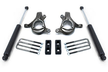 Load image into Gallery viewer, MaxTrac 99-06 GM C1500 2WD 3in/2in Spindle Lift Kit