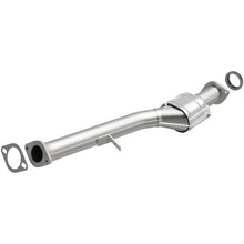 Load image into Gallery viewer, MagnaFlow Direct Fit Catalytic Converter 2006-2007 Subaru Impreza 2.5L