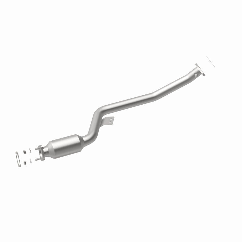 MagnaFlow Direct Fit Catalytic Converter OEM 2015 Hyundai Genesis 3.8L Underbody