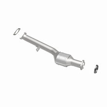Load image into Gallery viewer, MagnaFlow Direct Fit Catalytic Converter 2006-2007 Subaru Impreza 2.5L