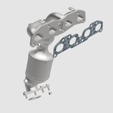 Load image into Gallery viewer, MagnaFlow Direct Fit Catalytic Converter 08-13 Nissan Rogue 2.5L CA