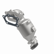 Load image into Gallery viewer, MagnaFlow Direct Fit Catalytic Converter 09-12 Mazda CX-7 2.3 L Underbody