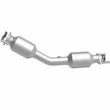 Load image into Gallery viewer, MagnaFlow Direct Fit Catalytic Converter 2018 Nissan Versa 1.6L
