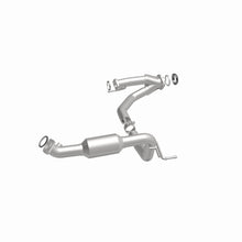 Load image into Gallery viewer, MagnaFlow Direct Fit Catalytic Converter 05-11 Toyota Tacoma 4.0L