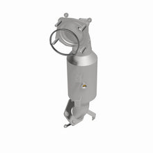 Load image into Gallery viewer, MagnaFlow Direct Fit Catalytic Converter 2020 Jeep Cherokee Single Underbody 2L