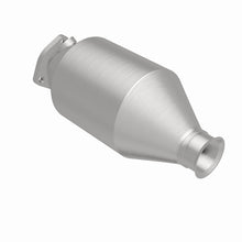 Load image into Gallery viewer, MagnaFlow 77-79 Transporter L4 Direct Fit Converter