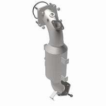 Load image into Gallery viewer, MagnaFlow Direct Fit Catalytic Converter 2020 Jeep Cherokee Single Underbody 2L