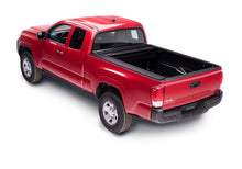 Load image into Gallery viewer, Retrax 2022+ Toyota Tundra CrewMax 5.5ft Bed RetraxONE MX