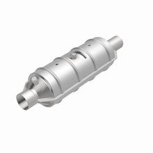 Load image into Gallery viewer, MagnaFlow DF Catalytic Conv 00-05 Ford Excursion / 99-04 F-250 SD / 99-04 F-350 SD (California)