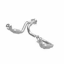 Load image into Gallery viewer, MagnaFlow Direct Fit Catalytic Converter 2007-2008 Cadillac Escalade 6.2L