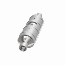 Load image into Gallery viewer, MagnaFlow DF Catalytic Conv 00-05 Ford Excursion / 99-04 F-250 SD / 99-04 F-350 SD (California)