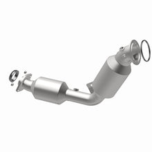 Load image into Gallery viewer, MagnaFlow Direct Fit Catalytic Converter 22-24 Tundra 3.4 Right OEM