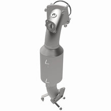 Load image into Gallery viewer, MagnaFlow Direct Fit Catalytic Converter 2020 Jeep Cherokee Single Underbody 2L