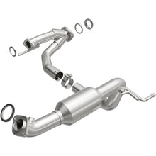 Load image into Gallery viewer, MagnaFlow Direct Fit Catalytic Converter 05-11 Toyota Tacoma 4.0L