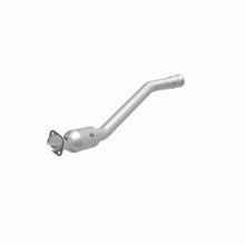 Load image into Gallery viewer, MagnaFlow Direct Fit Catalytic Converter 13-14 Mercedes-Benz GL450 V8 4.6 OEM Underbody