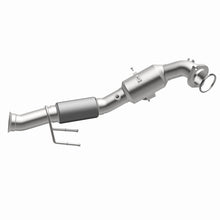 Load image into Gallery viewer, MagnaFlow Direct Fit Catalytic Converter 16-17 Ford Focus 2.3L Underbody