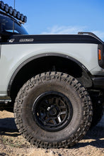 Load image into Gallery viewer, Mickey Thompson Baja Legend MTZ Tire - LT305/65R17 121/118Q - 247907