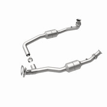 Load image into Gallery viewer, MagnaFlow Direct Fit Catalytic Converter 2002 Ford E-Series Vans 5.4L