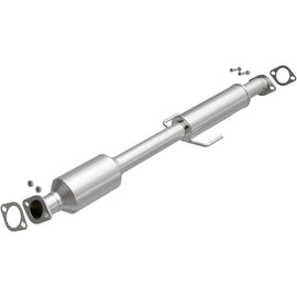 MagnaFlow 2015 Kia Optima 2.4L Direct Fit Catalytic Converter (California Grade)
