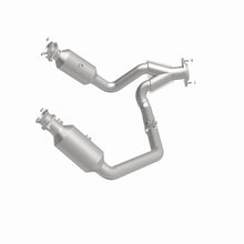 Load image into Gallery viewer, MagnaFlow 19-24 Ram 1500 5.7L OEM Grade Federal/EPA Compliant Direct-Fit Catalytic Converter