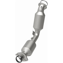 Load image into Gallery viewer, MagnaFlow Direct Fit Catalytic Converter 22-24 Tundra 3.4 Right OEM