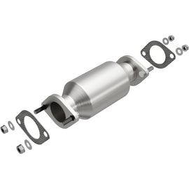 MagnaFlow Direct Fit Catalytic Converter 09-10 Hyundai Genesis 4.6L