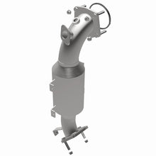 Load image into Gallery viewer, MagnaFlow Direct Fit Catalytic Converter 2020 Jeep Cherokee Single Underbody 2L