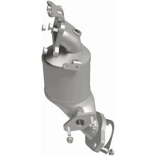 Load image into Gallery viewer, MagnaFlow Direct Fit Catalytic Converter 2021 Nissan Altima Single Manifold 2.5L