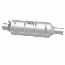 Load image into Gallery viewer, MagnaFlow DF Catalytic Conv 00-05 Ford Excursion / 99-04 F-250 SD / 99-04 F-350 SD (California)