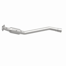 Load image into Gallery viewer, MagnaFlow Direct Fit Catalytic Converter 13-14 Mercedes-Benz GL450 V8 4.6 OEM Underbody