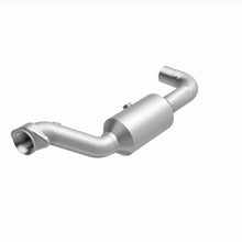 Load image into Gallery viewer, MagnaFlow 18-21 Ford Expedition Left Underbody 3.5L Direct Fit Catalytic Converter