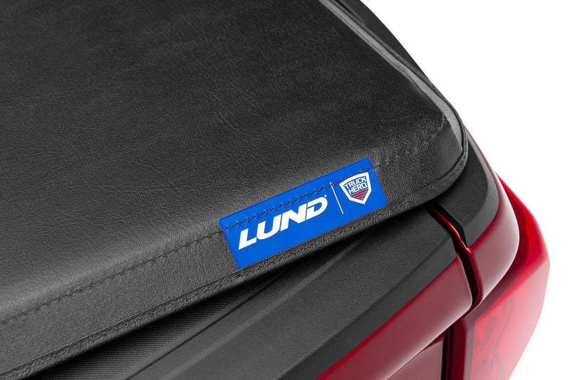 Lund 04-08 Ford F-150 Styleside (6.5ft. Bed) Hard Fold Tonneau Cover - Black