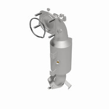 Load image into Gallery viewer, MagnaFlow Direct Fit Catalytic Converter 2020 Jeep Cherokee Single Underbody 2L