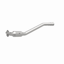 Load image into Gallery viewer, MagnaFlow Direct Fit Catalytic Converter 13-14 Mercedes-Benz GL450 V8 4.6 OEM Underbody