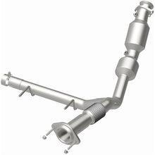 Load image into Gallery viewer, MagnaFlow Direct Fit Catalytic Converter 2021 Ford F-150 Right Underbody 3.5L