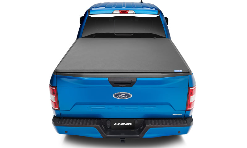 Lund 99-17 Ford F-250 Super Duty (8ft. Bed) Genesis Elite Tri-Fold Tonneau Cover - Black