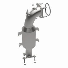 Load image into Gallery viewer, MagnaFlow Direct Fit Catalytic Converter 2020 Jeep Cherokee Single Underbody 2L