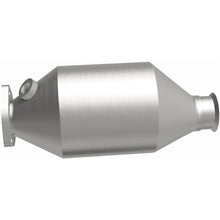 Load image into Gallery viewer, MagnaFlow 77-79 Transporter L4 Direct Fit Converter