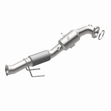 Load image into Gallery viewer, MagnaFlow Direct Fit Catalytic Converter 16-17 Ford Focus 2.3L Underbody
