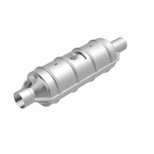Load image into Gallery viewer, MagnaFlow DF Catalytic Conv 00-05 Ford Excursion / 99-04 F-250 SD / 99-04 F-350 SD (California)