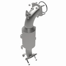Load image into Gallery viewer, MagnaFlow Direct Fit Catalytic Converter 2020 Jeep Cherokee Single Underbody 2L