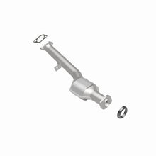Load image into Gallery viewer, MagnaFlow Direct Fit Catalytic Converter 2006-2007 Subaru Impreza 2.5L