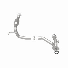 Load image into Gallery viewer, MagnaFlow Direct Fit Catalytic Converter 05-11 Toyota Tacoma 4.0L