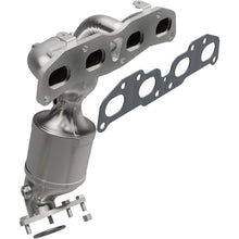 Load image into Gallery viewer, MagnaFlow Direct Fit Catalytic Converter 08-13 Nissan Rogue 2.5L CA