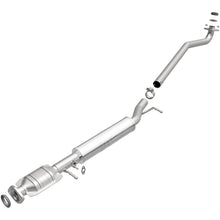 Load image into Gallery viewer, MagnaFlow Converter Direct Fit 2001-2003 Toyota Highlander V6 3.0L SS Catalytic Converter