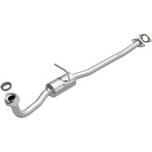 Load image into Gallery viewer, MagnaFlow Direct Fit Catalytic Converter Geo-Suzuki 89 94