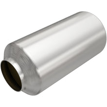 Load image into Gallery viewer, MagnaFlow Universal Catalytic Converter 2.5 CA
