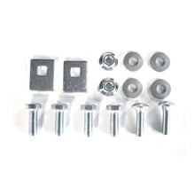 Load image into Gallery viewer, Curt 03-06 Chevrolet Suburban 1500 Class 3 Trailer Hitch w/2in Receiver BOXED