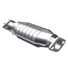 Load image into Gallery viewer, MagnaFlow Direct Fit Catalytic Converter 94-97 Montero 3.5L rear 49S
